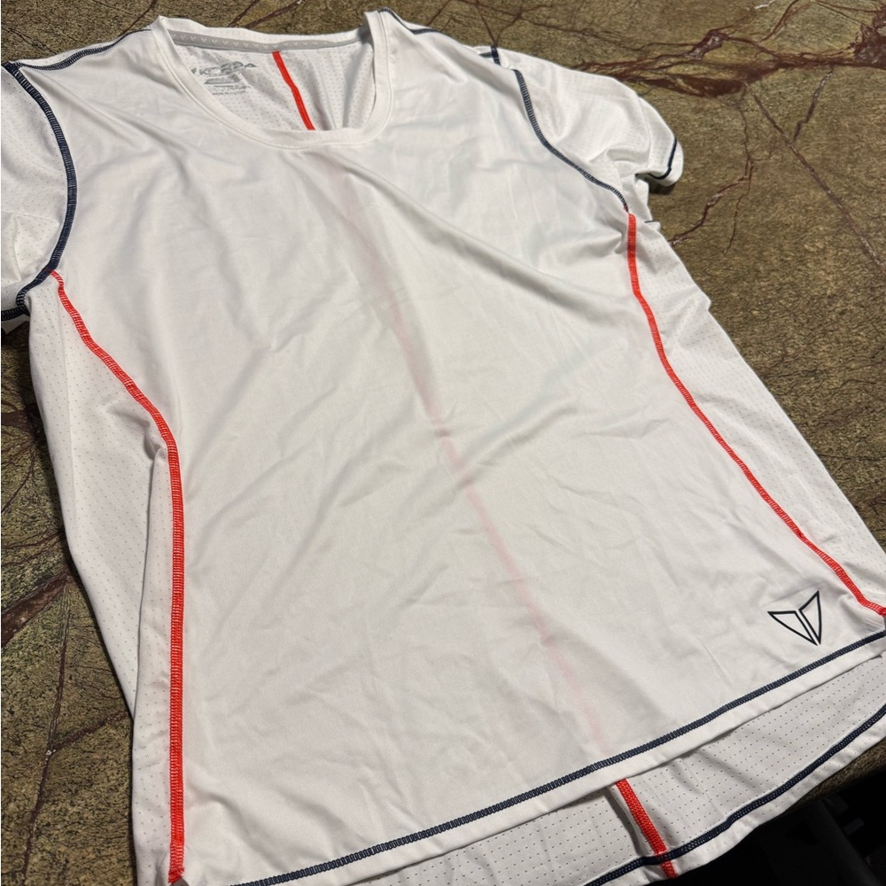 Stylish White Long Sleeve Tee with Red and Black Accents